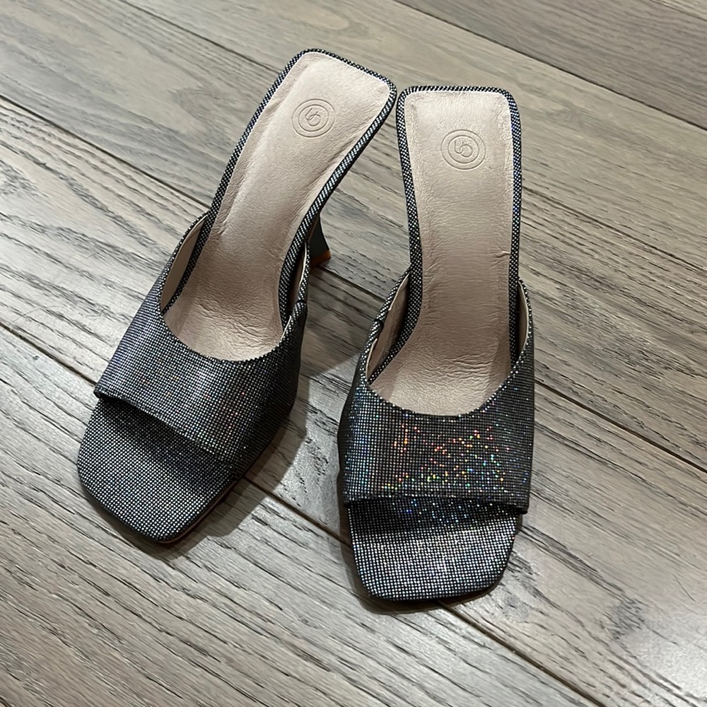 Urban outfitter metallic sandals, us 7/EU38, brand new